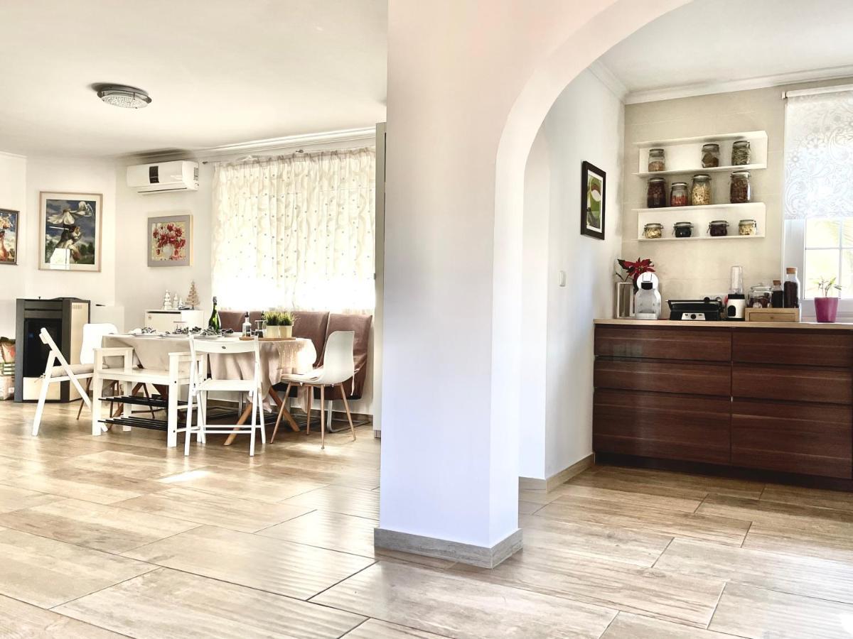 Villa Eliza Denia Bagian luar foto